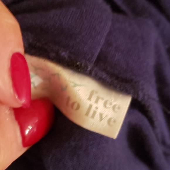 Free to Live Blue Blouse Size Large - Picture 5 of 6
